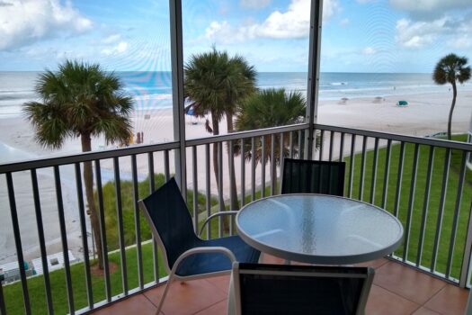 Siesta Key – Crescent Arms – Beautiful Beach Front Gulf View 302-N
