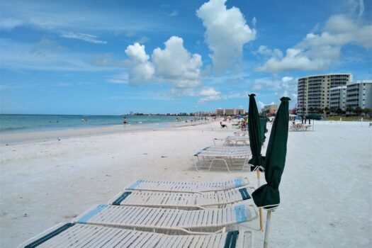 Siesta Key – Midnight Cove – Beach/Pool Side Condo 211