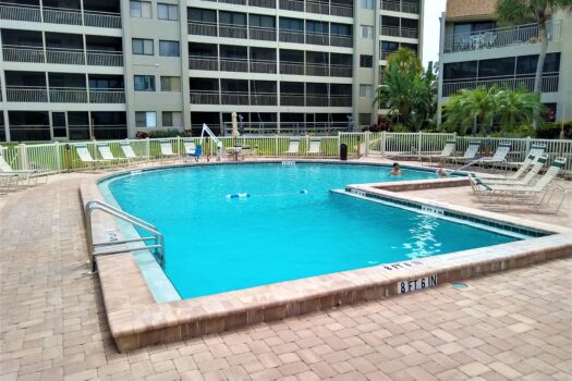 Siesta Key – Midnight Cove – Beach Front Condo 463