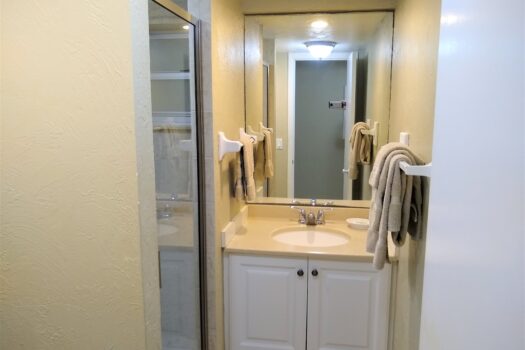 Siesta Key – Crescent Arms – Beautiful Beach Front Gulf View 302-N