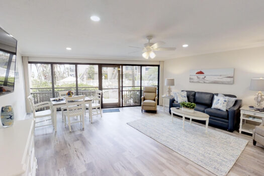 Siesta Key – Midnight Cove – Beach/Pool Side Condo 211