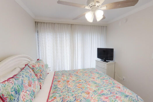 Siesta Key – Midnight Cove – Beach/Pool Side Condo 211