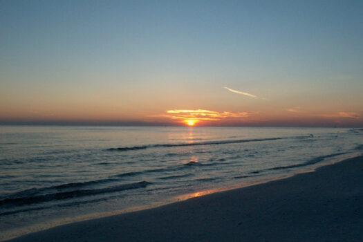 Siesta Key – Midnight Cove – Beach/Pool Side Condo 211